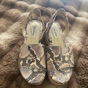 Steve Madden Beige Snake Print Sandals